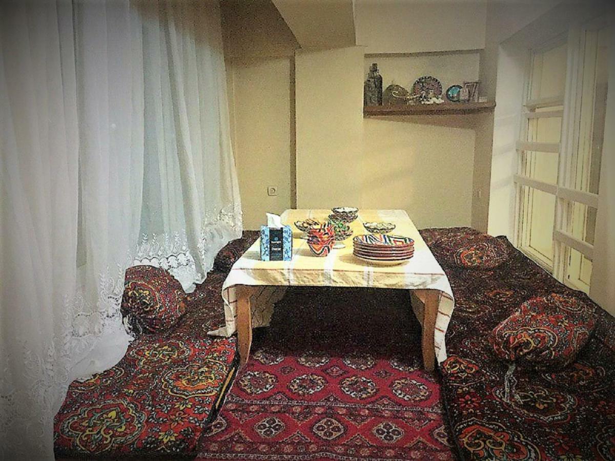 טשקנט דירות באזור Shaykhontohur District, בגודל 100 מר, עם 3 חדרי שינה ו- 1 חדרי רחצה פרטיים מראה חיצוני תמונה